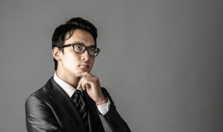 振り返りとは？反省と改善の違いと目的、ビジネスでの効果的なリフレクション方法