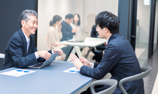 なぜフィードバックは反発を生みやすいのか？受け止められ方に差が出る理由